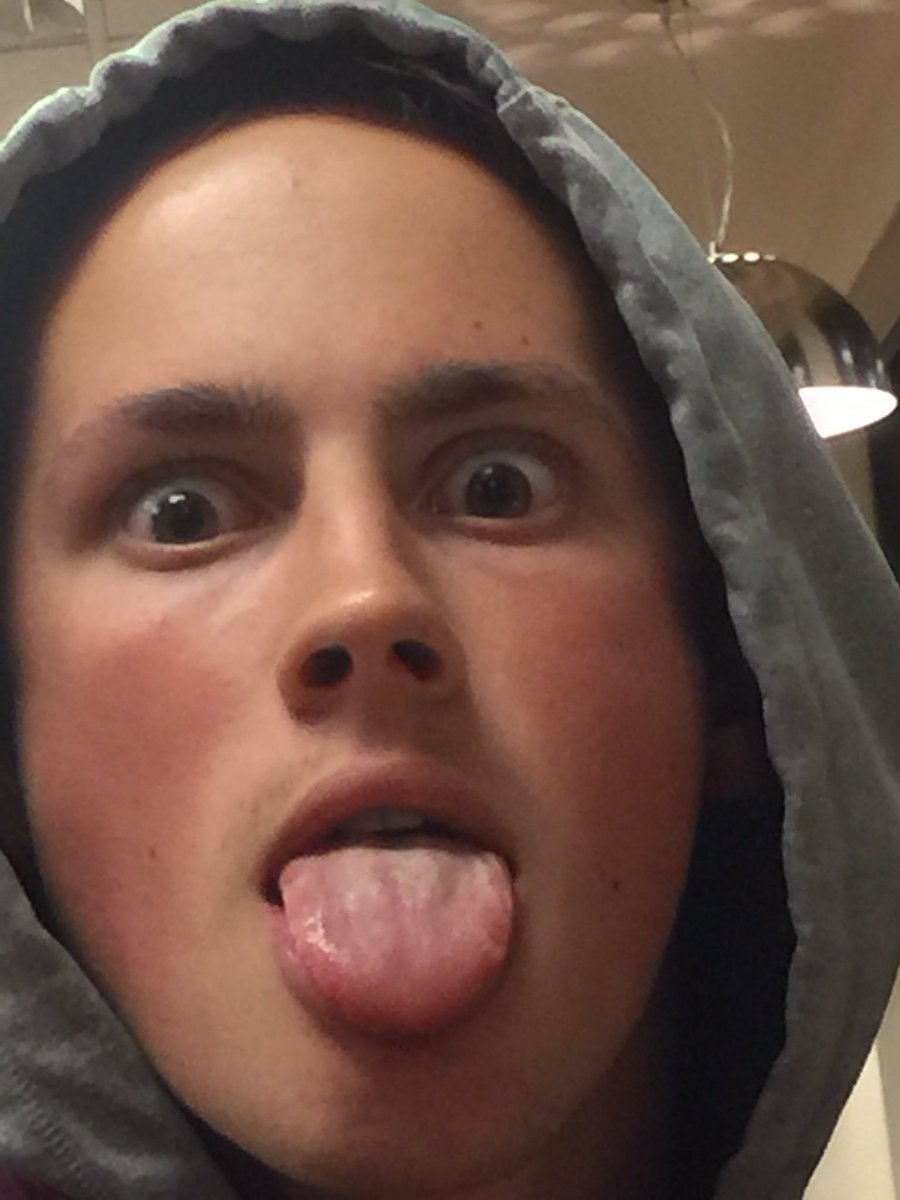 bhewitt1398's tweet photo. Tongue Game always strong #mcm https://t.co/VQEkKt0GsR