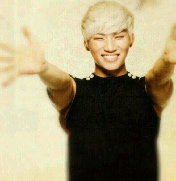 azusa_daesung's tweet photo. 2016.4.26
テソン誕生日おめでとう👼🏼💓
ホントの天使テソンくん
ずっと大好きだよ💓💓💓

これからも、応援します!!🇰🇷 https://t.co/0eTwnCLemN