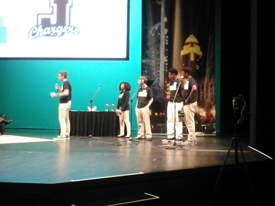 JAKentuckiana's tweet photo. @JtownHS is up next with their cord buddy idea #JAStartup https://t.co/AmaUQo2rzt