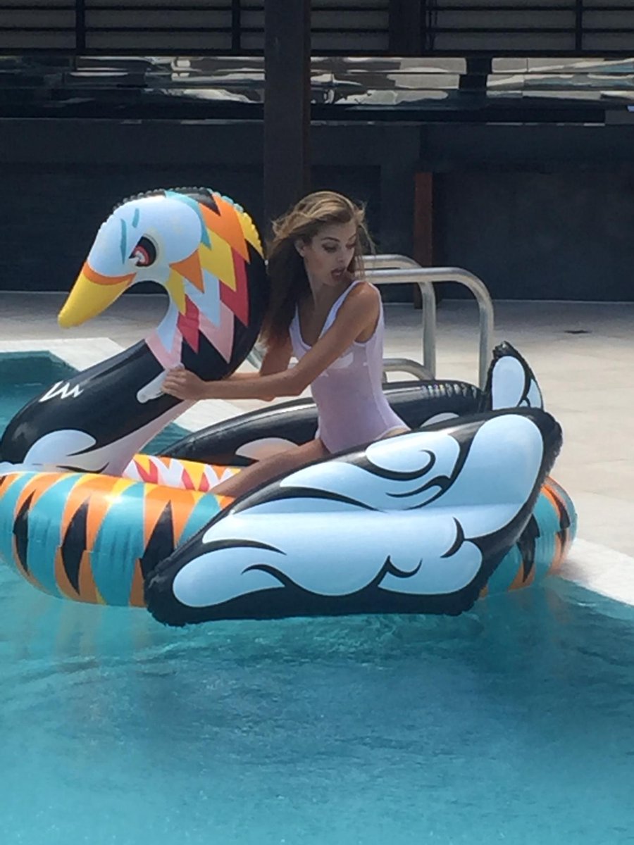 It's all fun and games <a href="/FUNBOYLife/">FUNBOY</a> . See why we were hanging with #alexyanes <a href="/Fontainebleau/">Fontainebleau Miami Beach</a>.