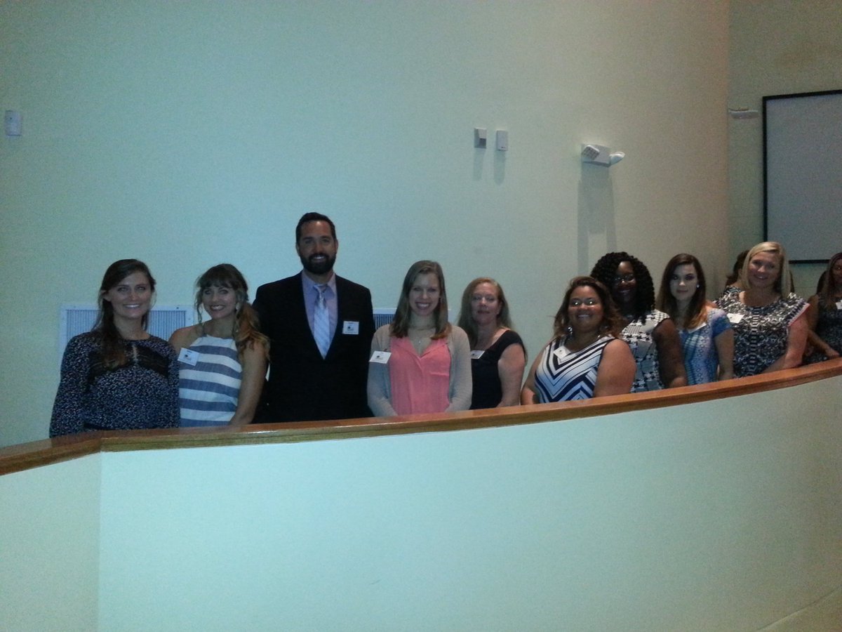 FUTURES_Inc's tweet image. Congratulations 2016 Elementary First Year Teacher Award nominees! Thanks for all you&apos;re doing for students!