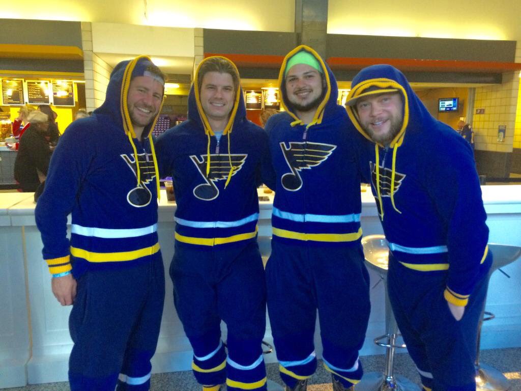 NotJohnnyToews's tweet image. 4 REASONS NOT TO BE A BLUES FAN