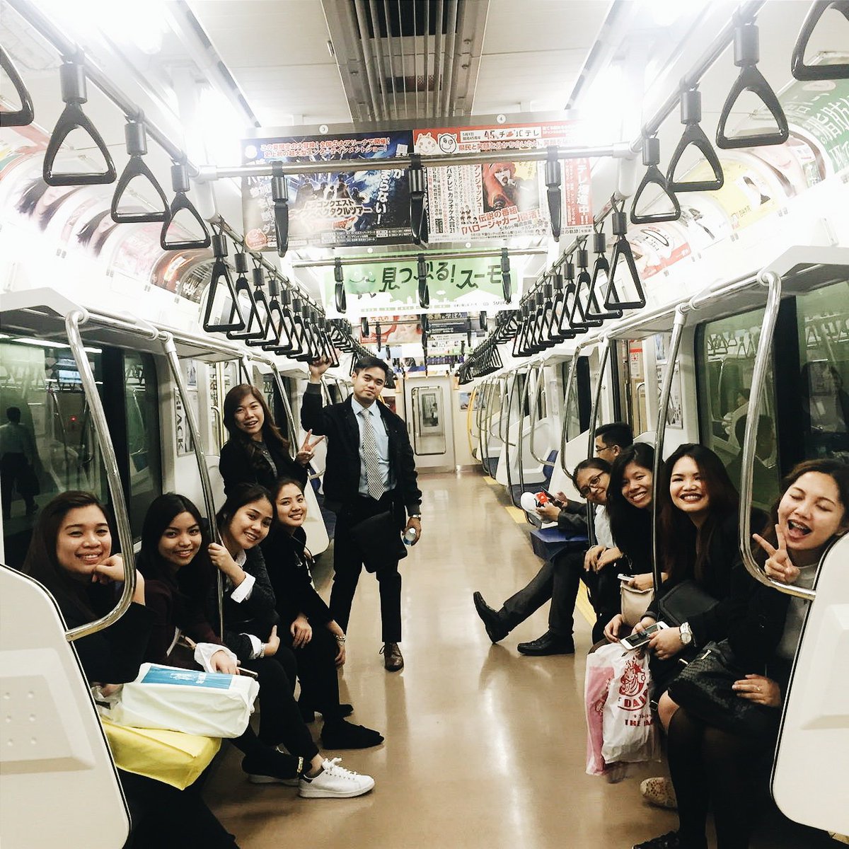 ustjfinex's tweet photo. Adventures in Japan 🇯🇵 #VIIIYearsofExcellence #FinanceAcrossBorders5 https://t.co/ZjORfGXtPn