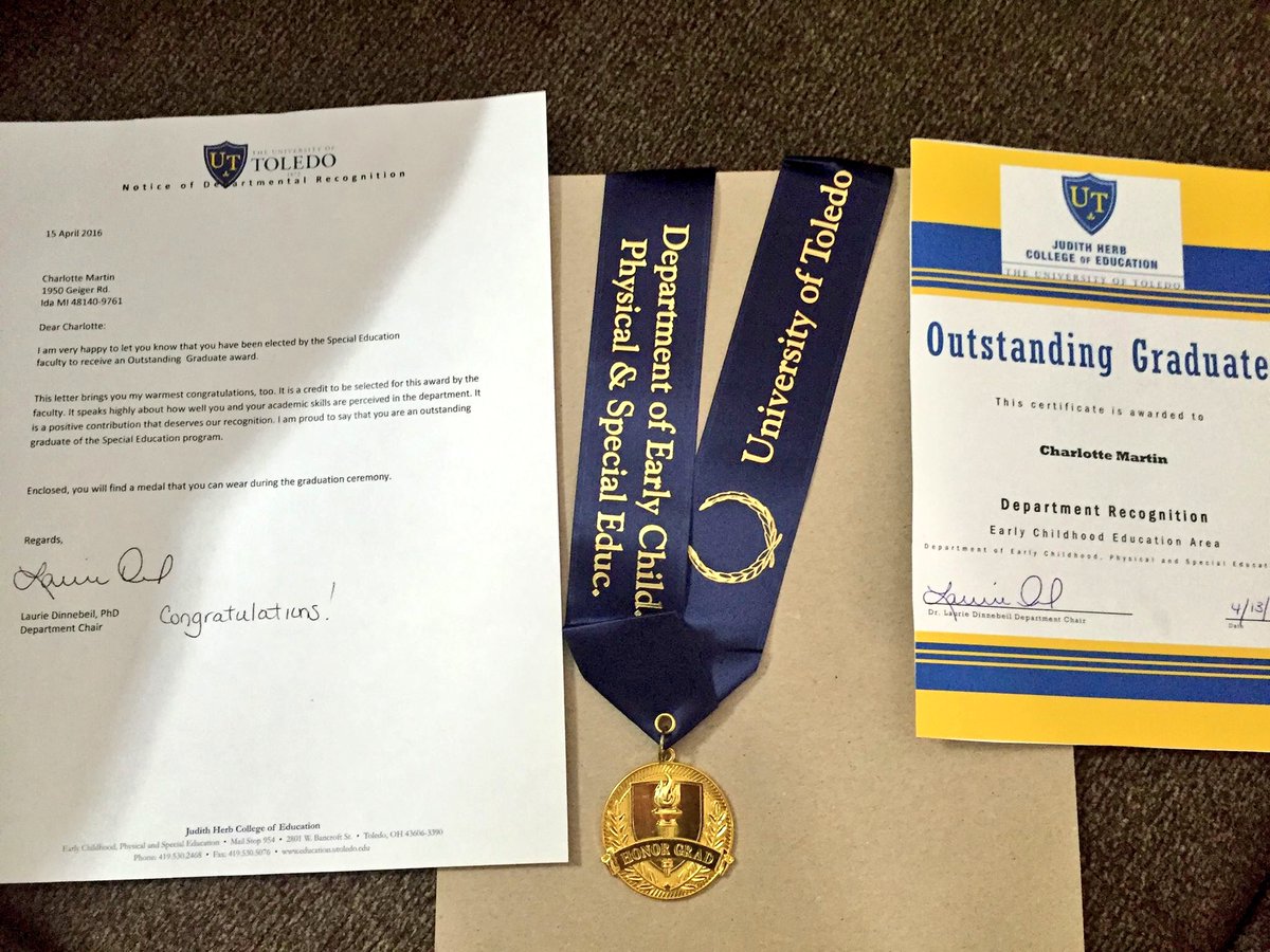 JenYoung1982's tweet image. So proud of my former methods student from last year! #knowledgeispower #outstandinggraduate #passingontheknowledge