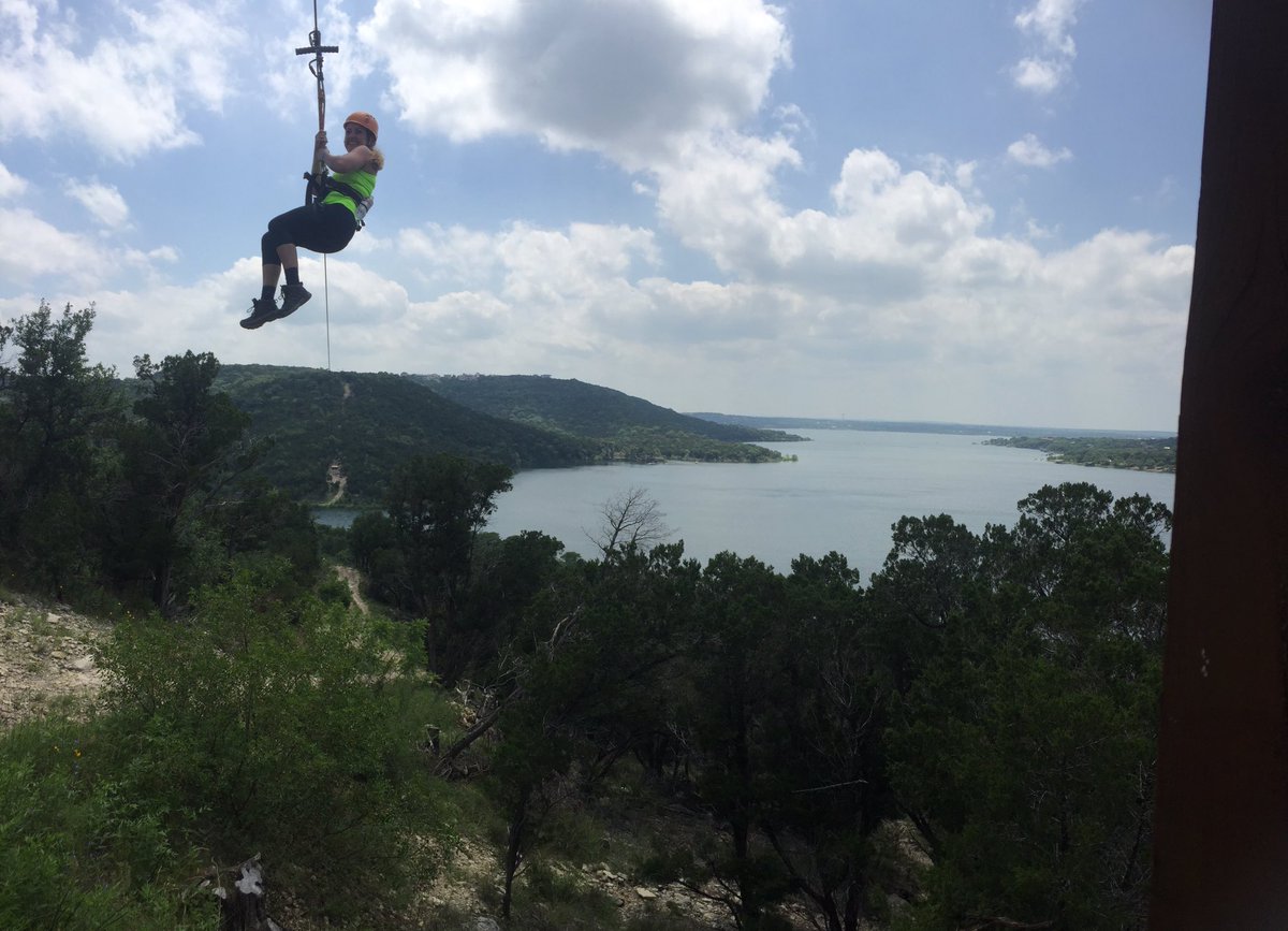 ChappelearEmily's tweet image. I love living so close to the lake! #MondayFunday #TravisZipline
