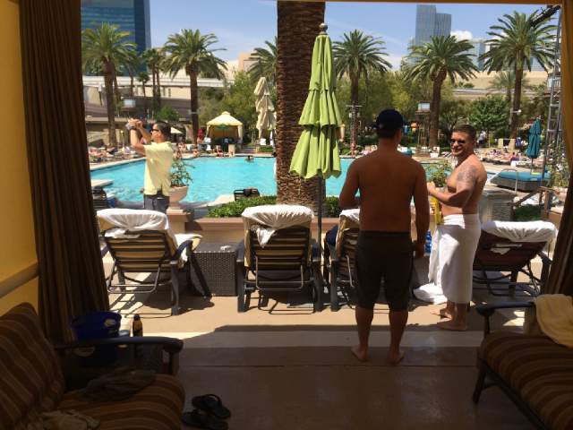 jeffwalsh14's tweet photo. @shwaboy99. #cabana18. #dancinglifeguards. #iwanagoback. https://t.co/HA1VoPDDOj