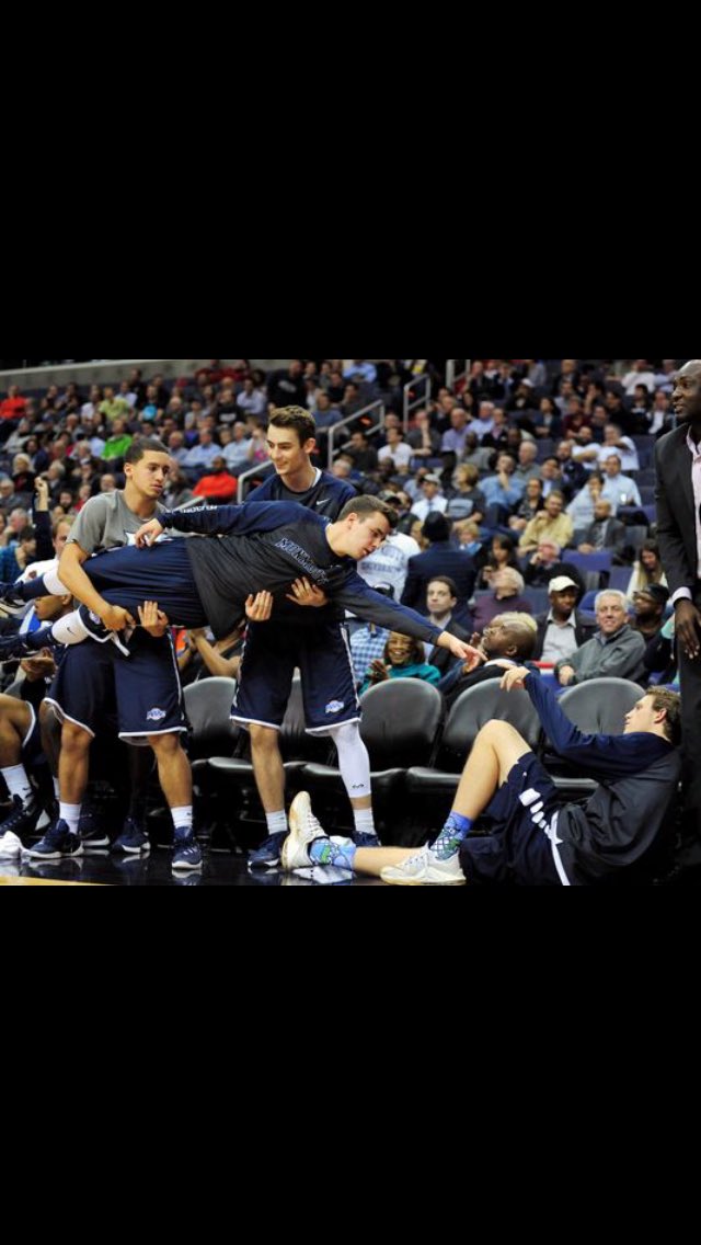 MianiteUpdate's tweet image. Lol