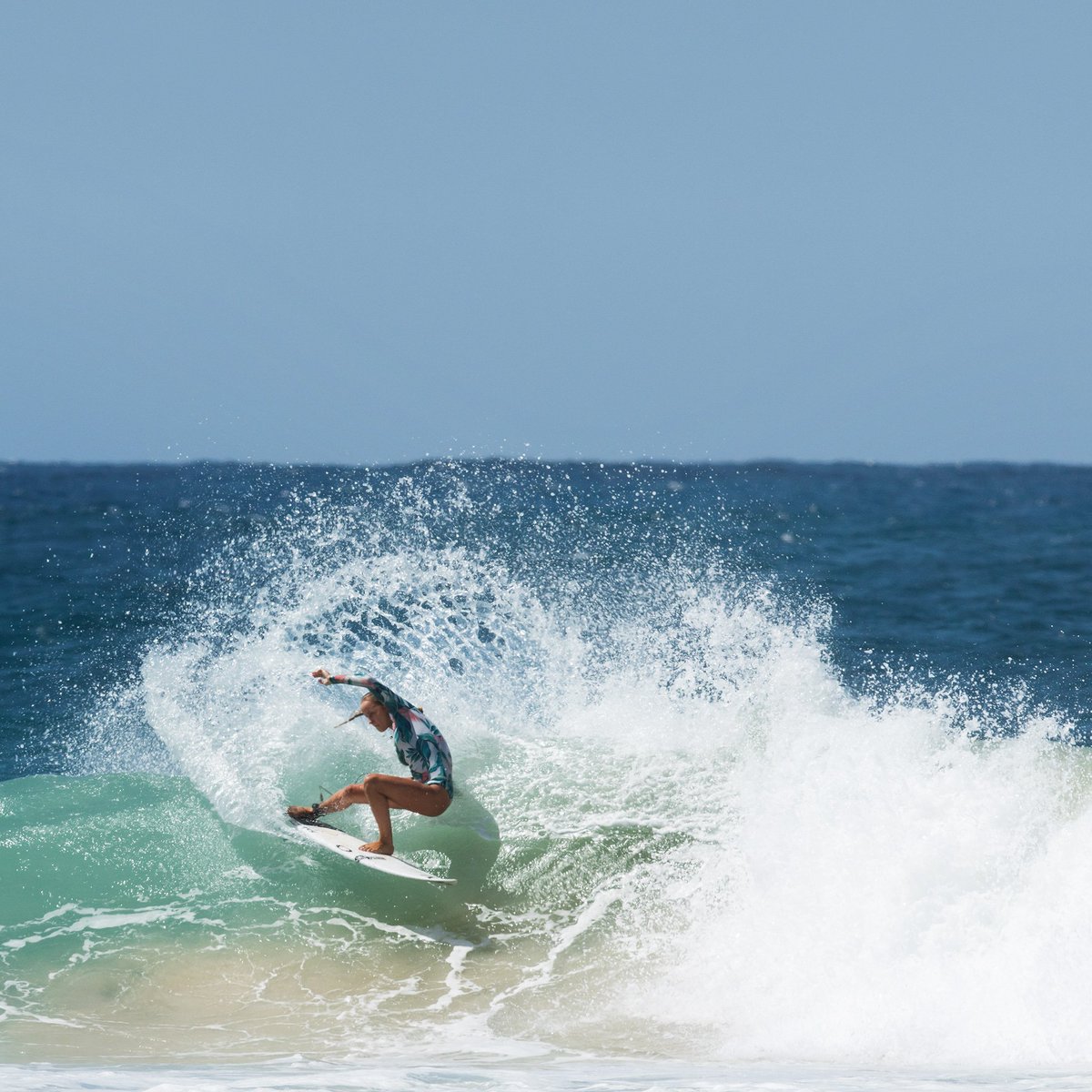 dhdsurf's tweet photo. Isabella Nichols #surfing the #DX1 59 x 18 1/8 x 2 1/8 — 24.9 #roundtail #surfboard #dhd Pic @conradpk #snapperrocks https://t.co/86IrGHu12w