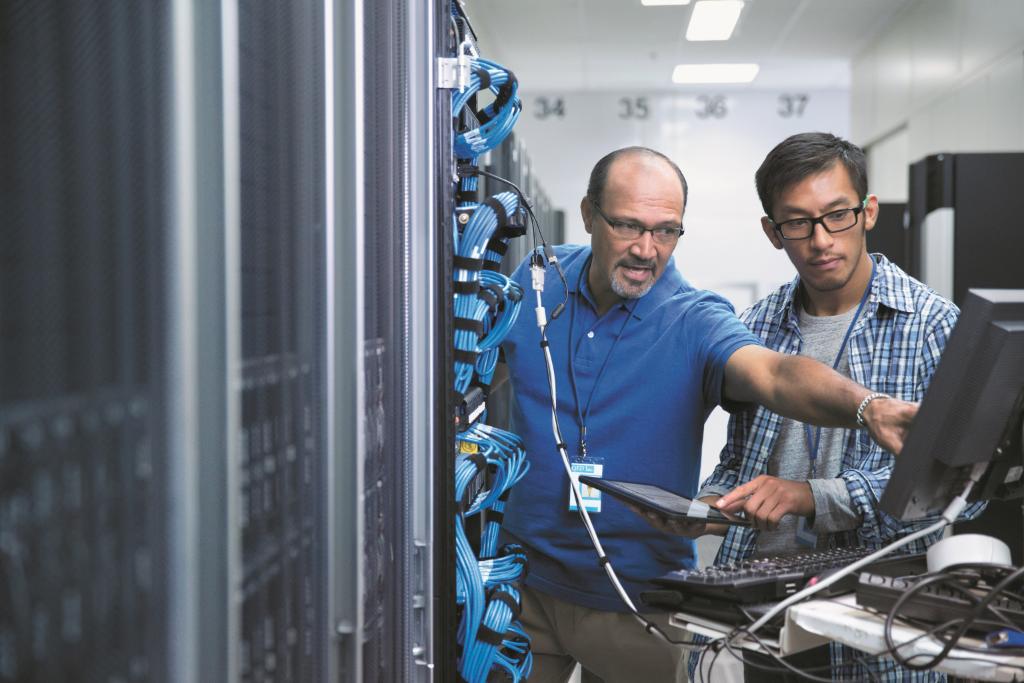 IntelBusiness's tweet photo. Is your business ready to be hyperconnected? #WorkingBetter #VortexofChange https://t.co/4opToUjGRA https://t.co/Q11sEhssOT