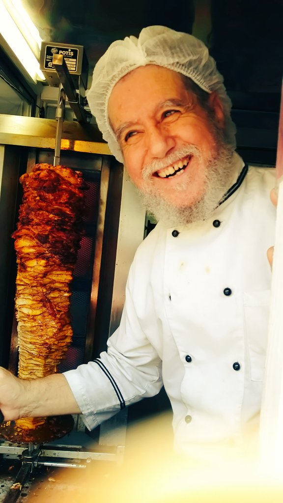 WorkerHello's tweet image. 今日は社会見学で鎌倉と江ノ島行ってきました！
めっちゃ食ったし、笑った(笑)
お土産もバッチぐ～（´ 3｀)
最高に楽しかった！！また、行きたい！