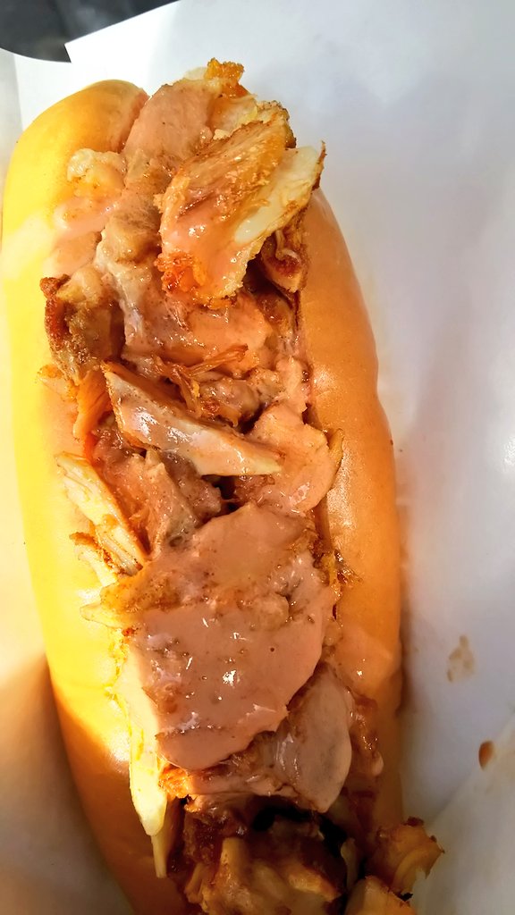 WorkerHello's tweet image. 今日は社会見学で鎌倉と江ノ島行ってきました！
めっちゃ食ったし、笑った(笑)
お土産もバッチぐ～（´ 3｀)
最高に楽しかった！！また、行きたい！