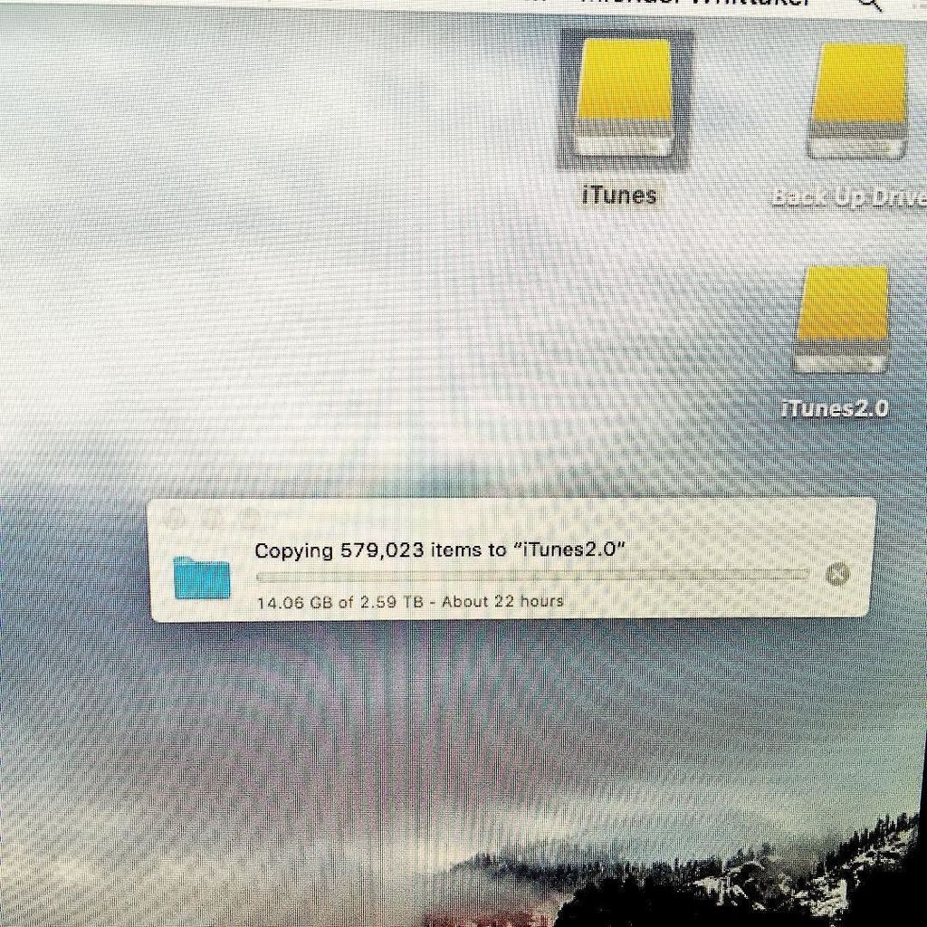 eatshitanddie's tweet photo. It's cool, I have nothing better to do for the next 22 hours. #newharddrive #5tb https://t.co/4gzeXCdA8c https://t.co/93ysjUIcf2