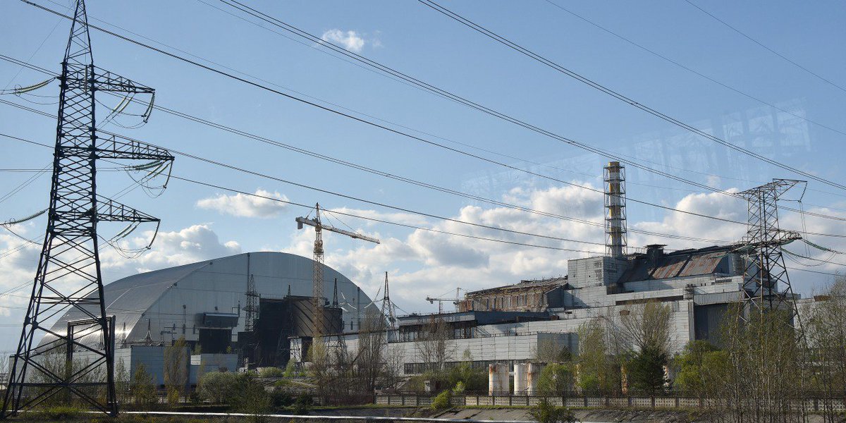Europe1's tweet photo. "Difficile d'avoir des chiffres précis : #Tchernobyl a fait entre 4.000 et 110.000 morts" @dominiqueleglu #E1matin https://t.co/lwnnrvZA9i
