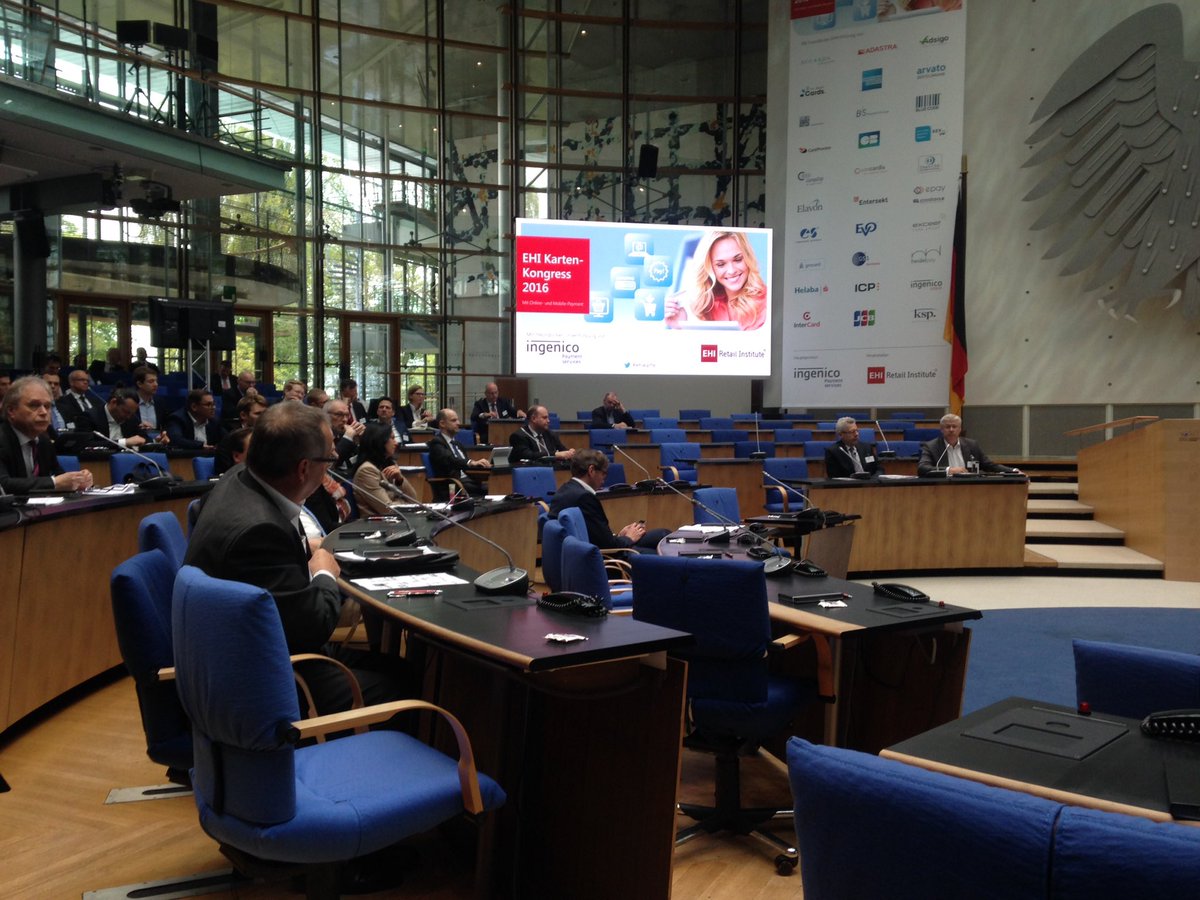 Presse_PAYBACK's tweet image. #EHIKarte - Es geht los! Launige Eröffnung von Olaf Schrage #paybackapp