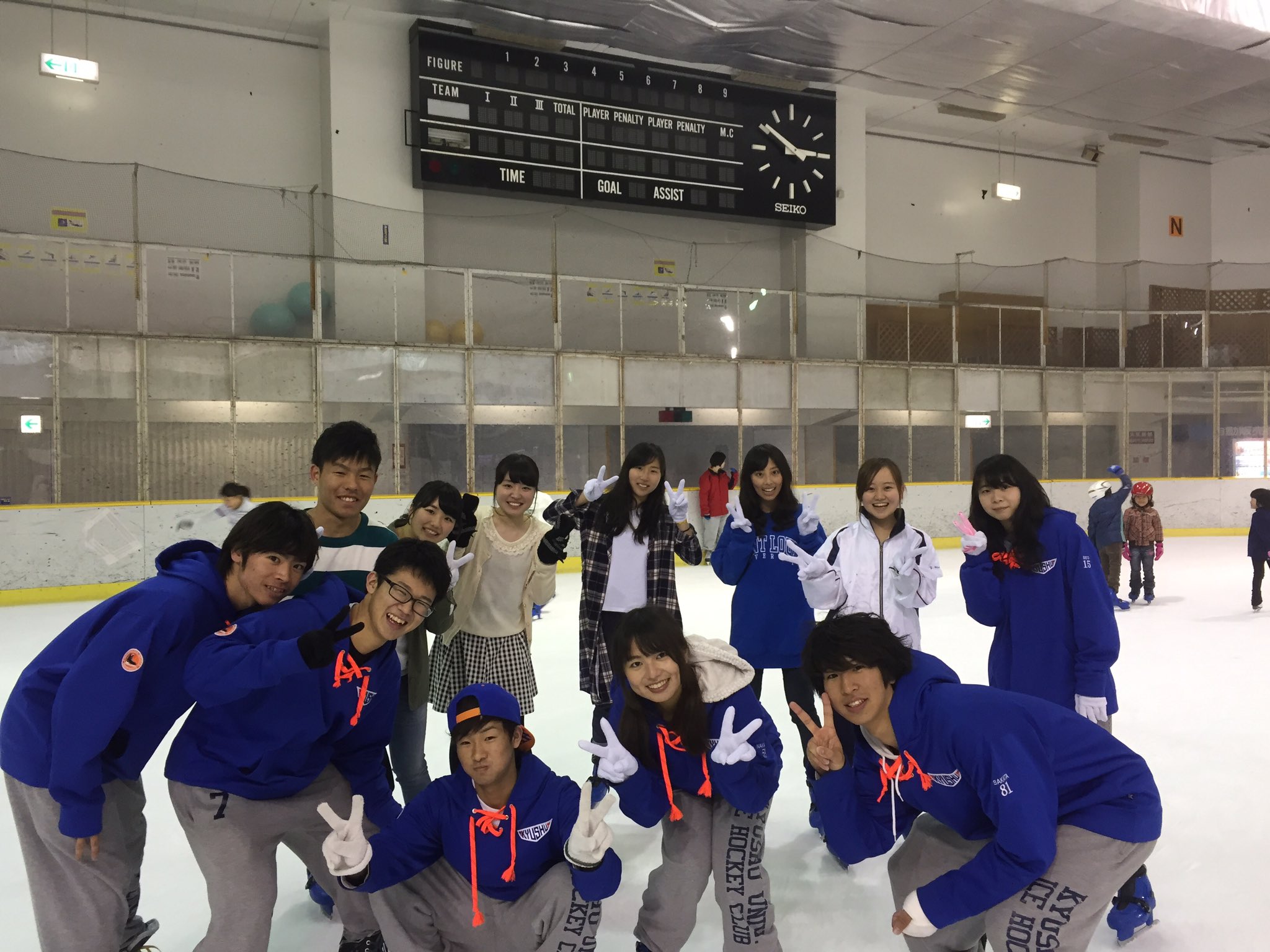九州大学アイスホッケー部新歓用 Q Icehockey16 Twitter