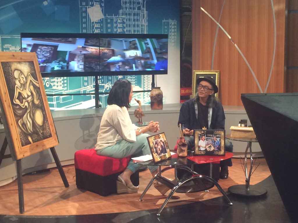 Tonton terus <a href="/TVRINasional/">TVRI Nasional</a>. Ada pelopor seni lukis berbahan kulit telur - Teguh Joko Dwiyono di Buatan Indonesia.