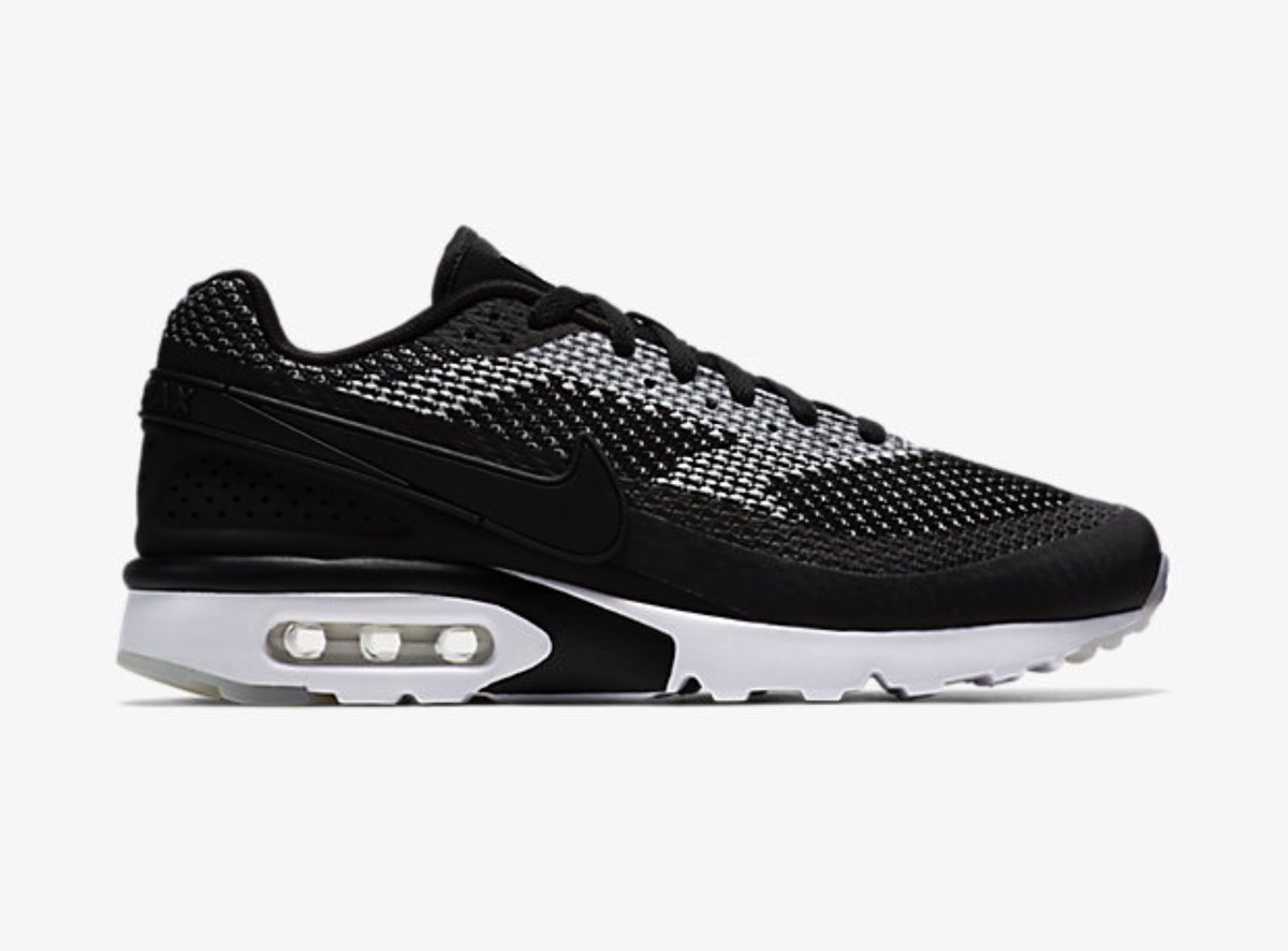 insidesneakers's tweet photo. #AirMax BW Ultra Knit
Jacquard Premium Black
Europe Only : https://t.co/JeT3YF1K20
#Nike #Insde #Sneakers https://t.co/odxqSdyj8p
