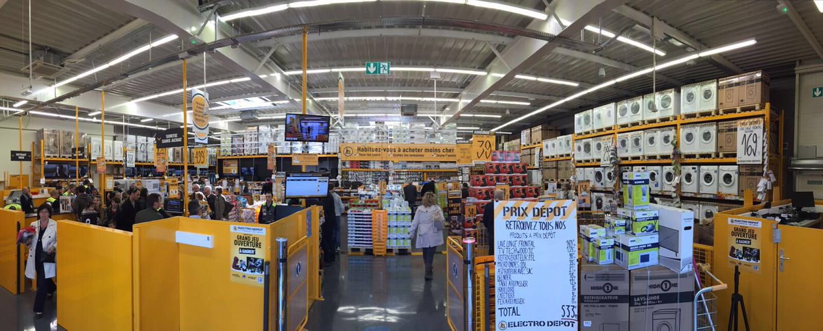 stephane_march's tweet photo. Un véritable #ElectroDepot dans 700 m2 ? Venez voir le Depot de Carcassonne ! Un grand bravo à toutes les équipes ! https://t.co/XQ7vReFRqj