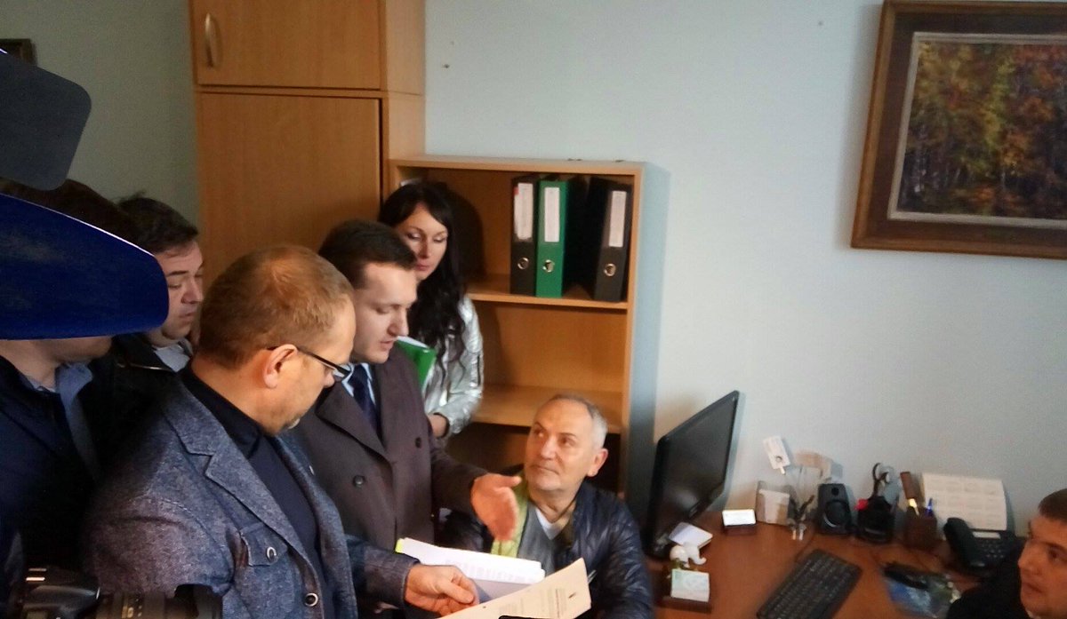 24tvua's tweet image. Присутні #Власенко #Добродомов #Шустер