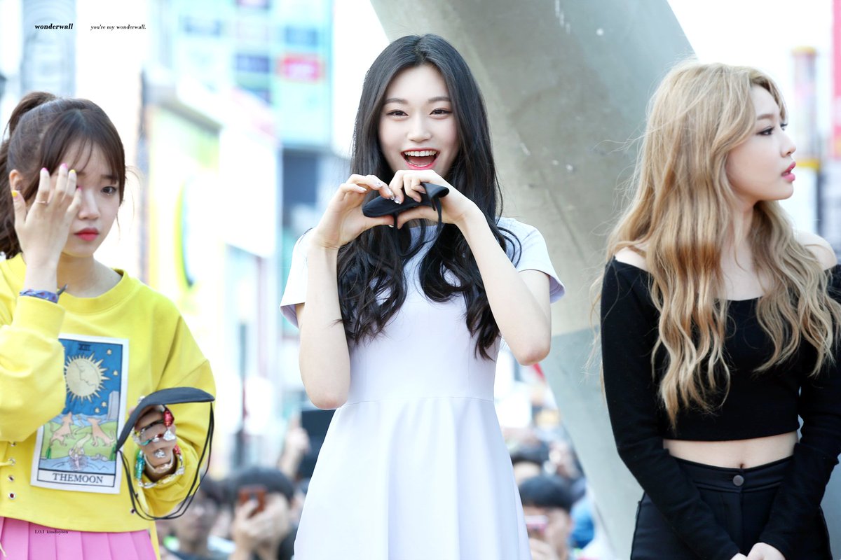 wonderwall_dy's tweet photo. you're my wonderwall ✨ #도연 #김도연 #IOI https://t.co/QF50JCHoYm