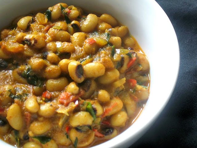 FactoStyle's tweet image. Let's learn how to #cook Black-Eyed Peas with Potatoes and Tamarind goo.gl/GOKZ85 #food #recipe #tips