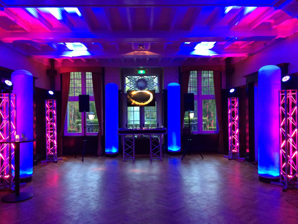 EventTimeNL's tweet photo. Onze luxury weddingshow stond gisteren in Baarn. Trouwplannen? Neem vrijblijvend contact met ons op https://t.co/YBm7HO6z4z