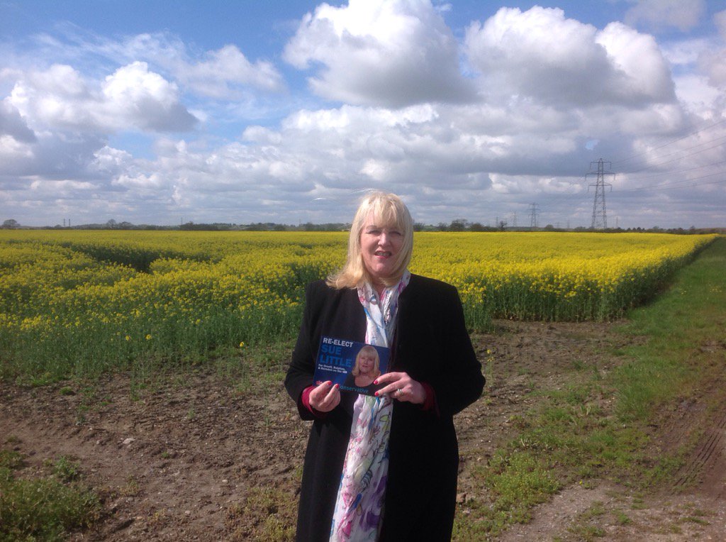 <a href="/yourthurrock/">YourThurrock</a> <a href="/CllrJamesHalden/">James Halden</a> <a href="/CllrRobGledhill/">Cllr Rob Gledhill</a> <a href="/Metcalfe_SBET/">Stephen Metcalfe</a> canvassing in Tillinghams today #love-rural#