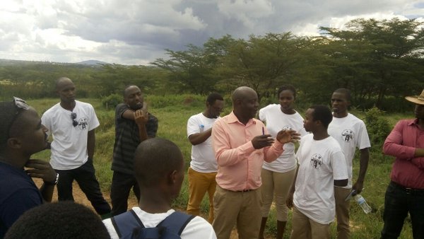 ur_ohsc's tweet photo. Dr. Robert Kibuuka, Focal Person of @OHCEA in Rwanda discussing with ur-ohsc @ccpcotton @PudenceR @jamesgashumba @UR https://t.co/IBcYz2JwF3