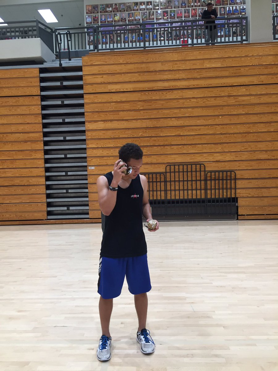MCFootballCoach's tweet photo. . @Harrison9Wright dialed up a gr8 performance today at #SOARDRILLS way to work! #Competitoroftheday #AlwaysDeliver https://t.co/9AJehixbgv