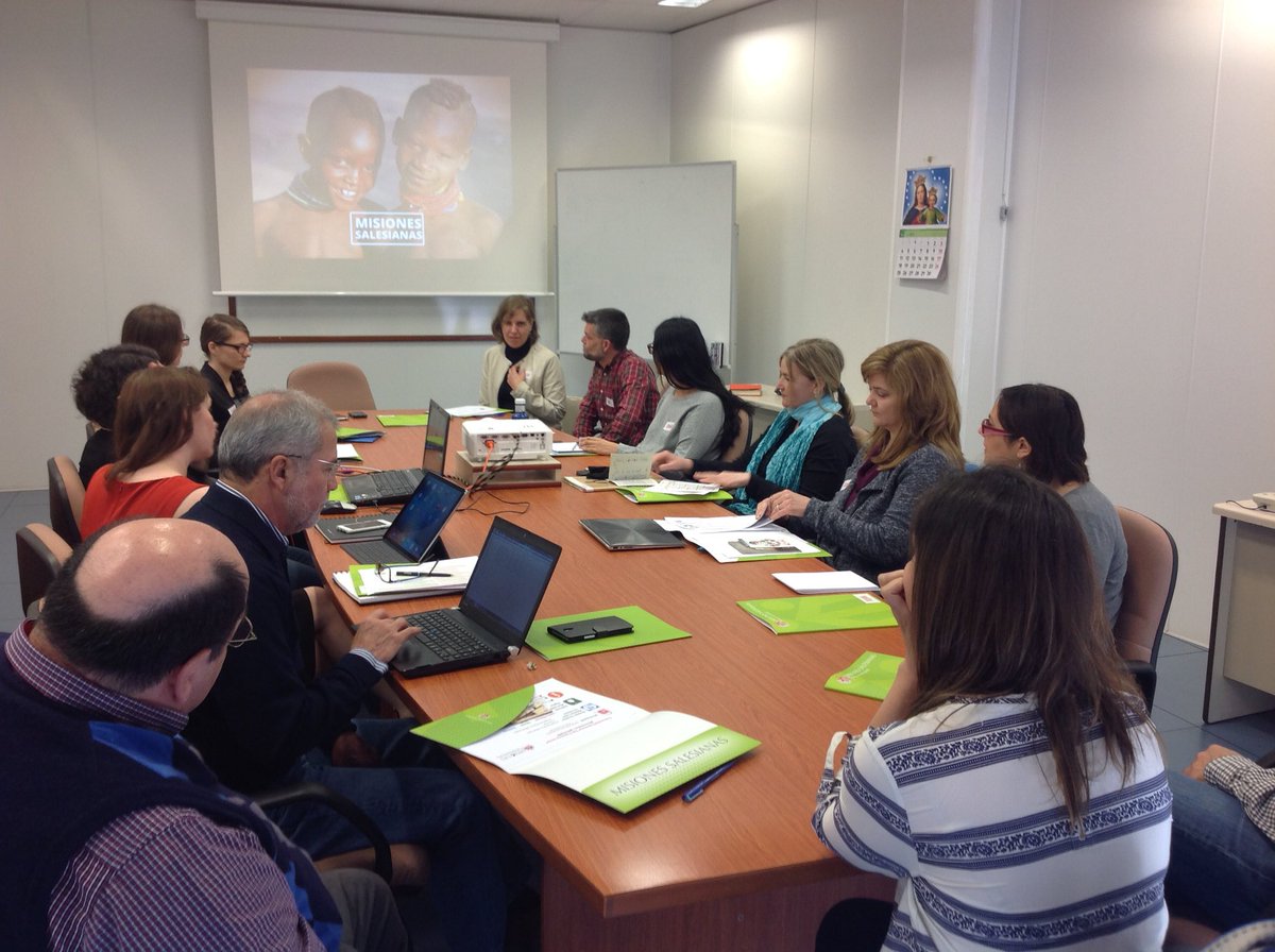 MSalesianas's tweet photo. Encuentro de #comunicación en #Madrid de las procuras misioneras salesianas: #EEUU #Alemania #Italia #España #India https://t.co/j7bMOstFMK