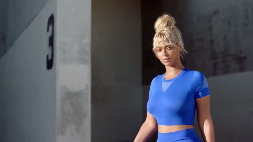 musiquedepub's tweet photo. Nouvelle pub TV :
Ivy Park de @Zalando
Bande son : https://t.co/cJwqj3zcSb
#MonParc #MyPark https://t.co/irlAPCUGI7