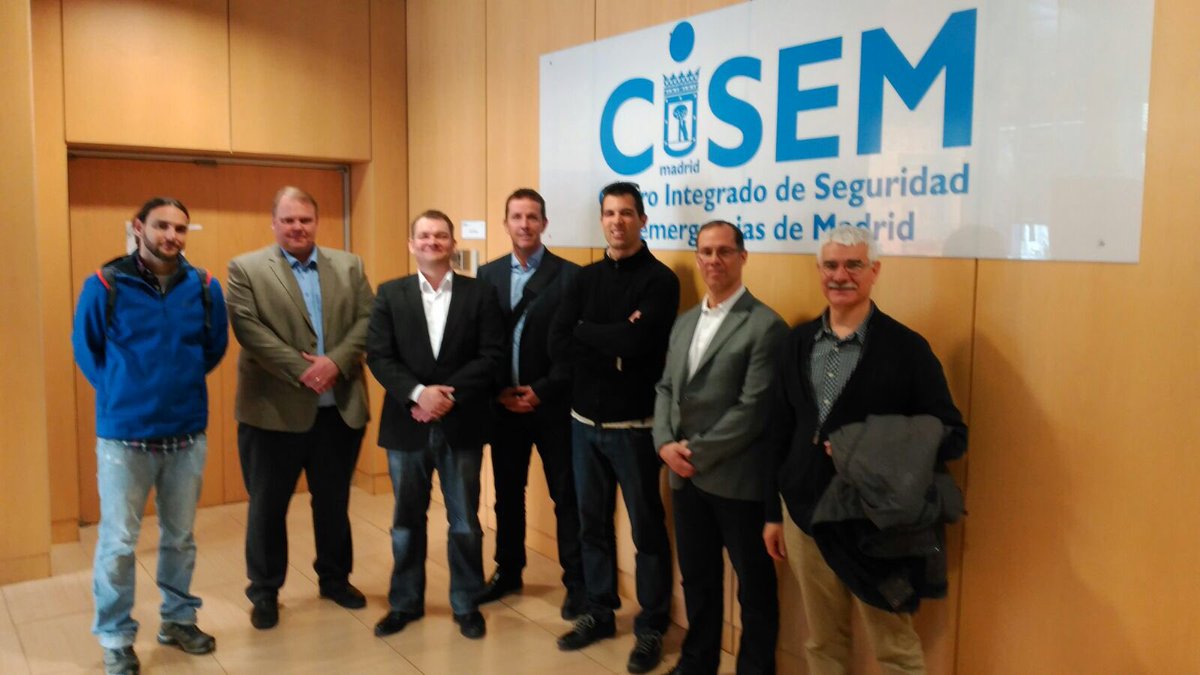 bomberosayudan's tweet photo. Delegación de #bomberos europeos interesados en conocer nuestra asociación y funcionamiento visita @CIFSE y parques https://t.co/K7mgp1vH0A