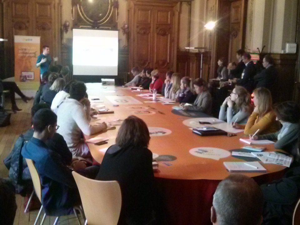 neocamino's tweet image. &quot;Une image (de qualité) vaut 1000 mots&quot; Confucius et @Labubulle aux #webdays #GoNumerique