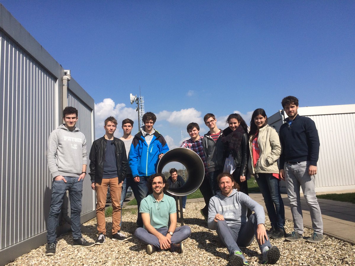 mpi_grav's tweet image. Vorletzte Woche bei #GEO600: Ein Physik-LK lernt #Gravitationswellen-#Spitzenforschung aus nächster Nähe kennen.