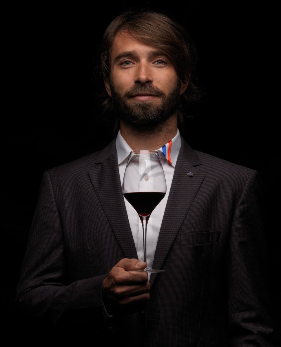 hostetvinum's tweet photo. Nous ouvrons avec @dlwine #mof #sommelier L'Ecole du #vin... A découvrir sur https://t.co/yoprIbWgvP https://t.co/LLIyBauwHg