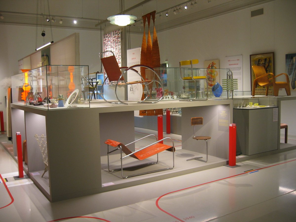 Cuypershuis's tweet photo. Nu te zien: het mooiste uit 200 jaar ontwerp #designderby #OnsEchteGoud @Cuypershuis https://t.co/VpBVmqxcps