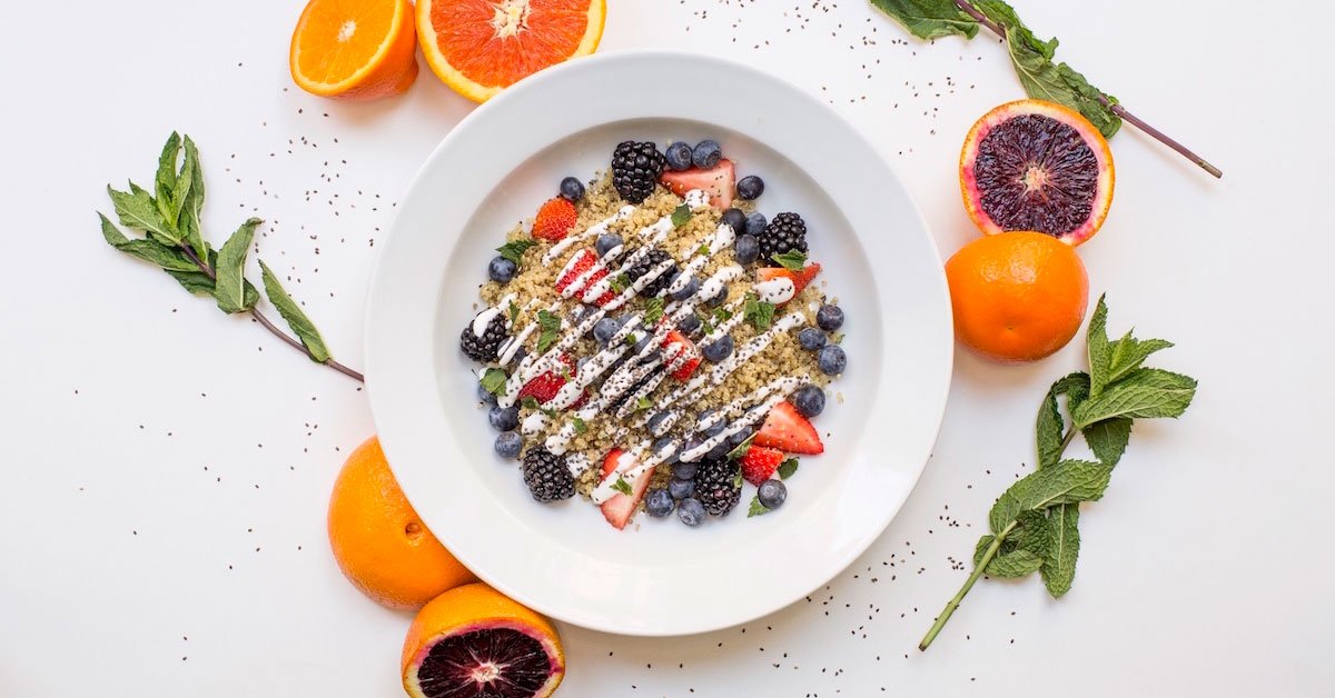 TeenVogue's tweet photo. 16 super healthy breakfasts that are also super delicious (we swear): https://t.co/5t9Nk58a3A https://t.co/f1hrsc7rLi