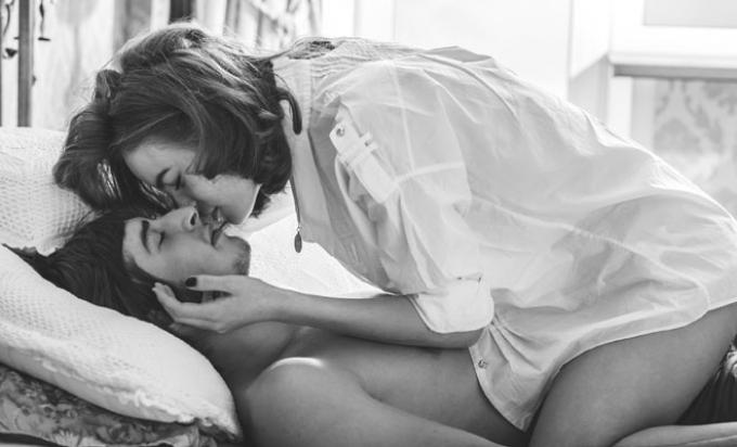 Cosmopolitan_es tweet picture