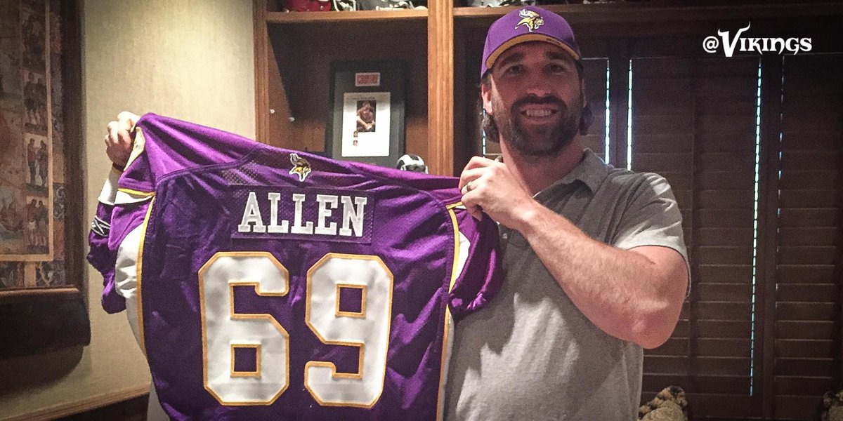 .@JaredAllen69 has signed a one-day contract with us so he can retire as a Viking.

MORE: mnvkn.gs/HmgFJO