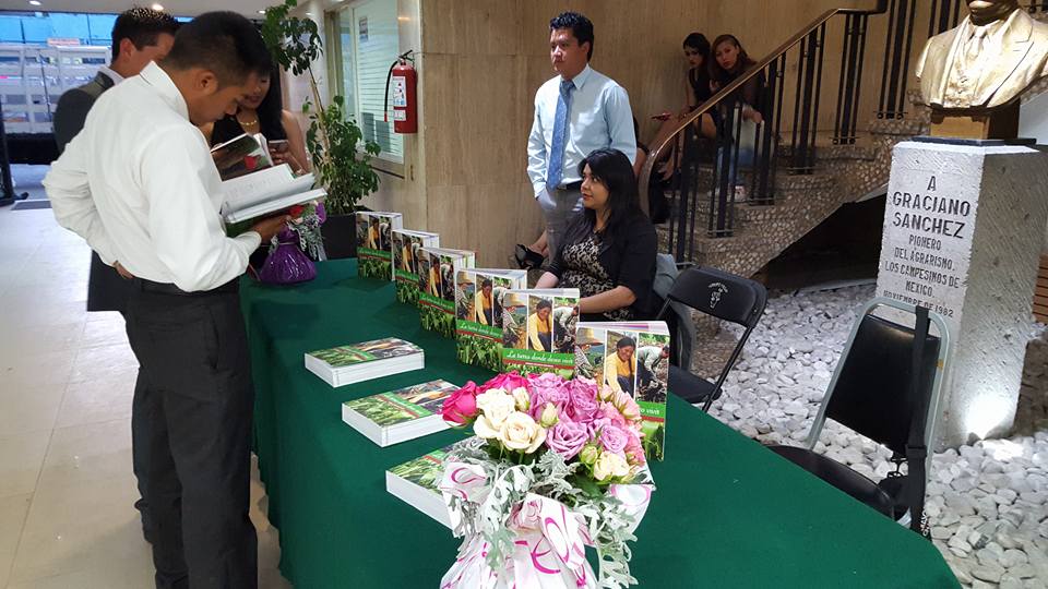 rde_rafa's tweet photo. informacion para todos!!!!!!  libro la tierra donde deseo vivir por @Esequiel_CNC1 @CNCEdoDeMex #cultivandovida https://t.co/AnkapX6bnV