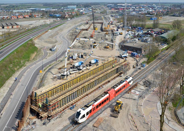 N31Harlingen's tweet photo. Deze prachtige foto van de betonstort willen we nog even met u delen. Meer info: https://t.co/Tzngfp8JDA #mooiwerk https://t.co/UzoUuSnB1J