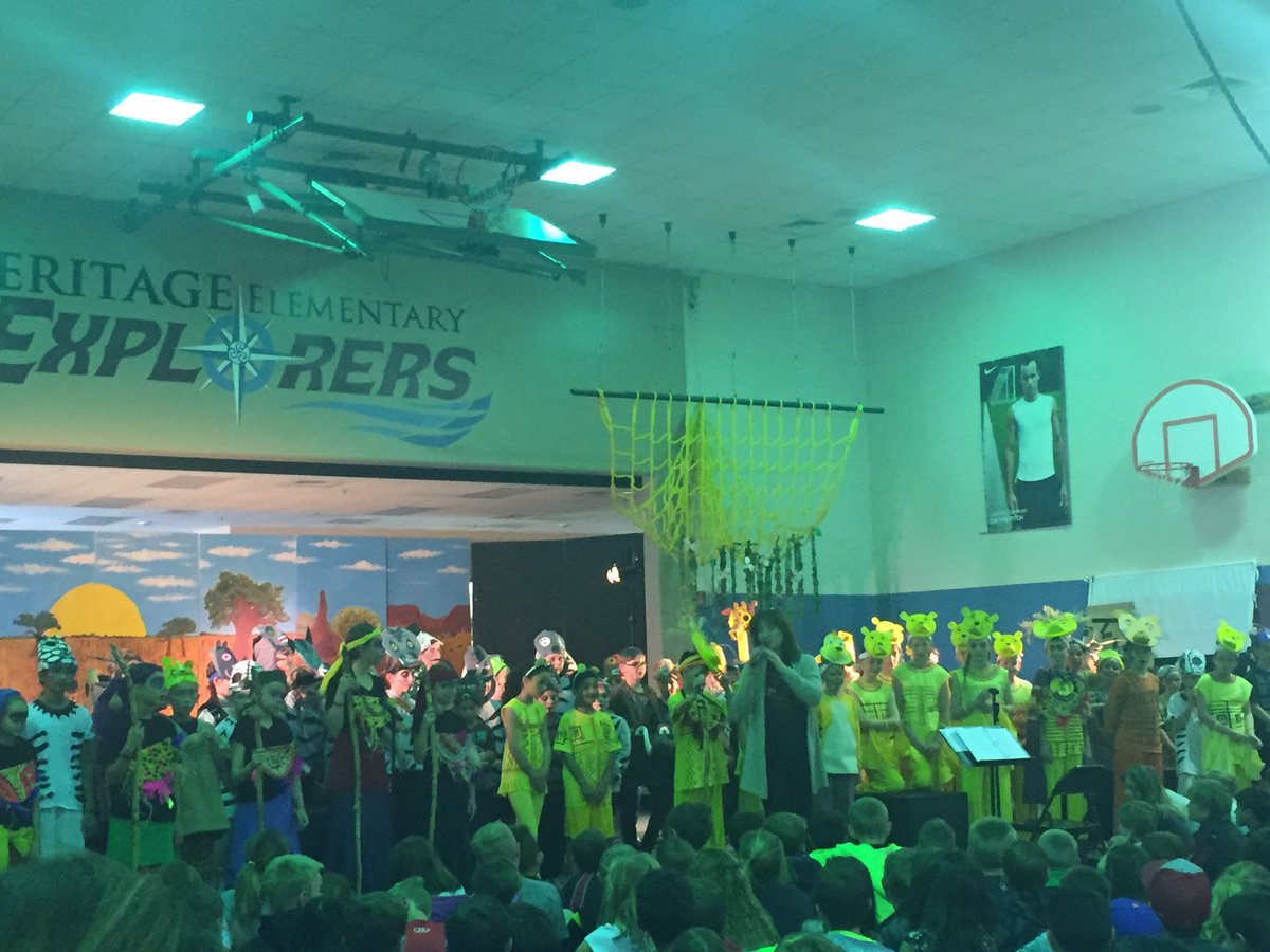 sam_coll2's tweet photo. Amazing performance by our CITA kiddos! #heritageexplorers https://t.co/wIhYLkfsBG