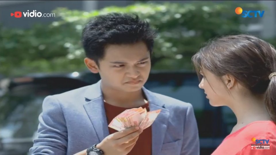 Maurentt48's tweet photo. Ga sempet nonton. liat di youtube. @cassandrasleee @RandyMartin98 best couple paling ROMANTIS. My Candy. #Candyvers https://t.co/ucKHSfCvMs