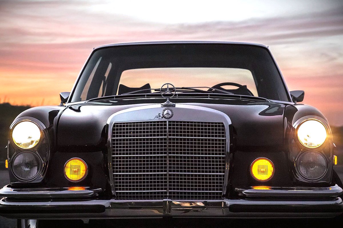 Fitzpatricksie's tweet photo. The Luxurious 1971, 300 SEL, 6.3 Mercedes-Benz.
#ThrowbackThursday #MBClassicCenter #TBT https://t.co/wvEPXA9T9X