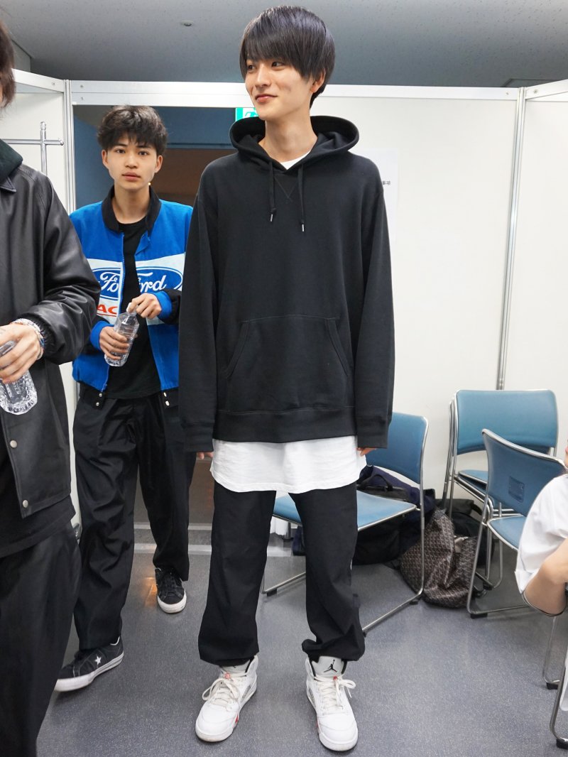 Men S Non No メンズノンノモデル山本涼介が 高身長男子のための裏ワザを伝授 T Co Ujfc6hjlxb また写り込んでいる中田圭祐は 気にしないでください T Co 1huytloymy Twitter