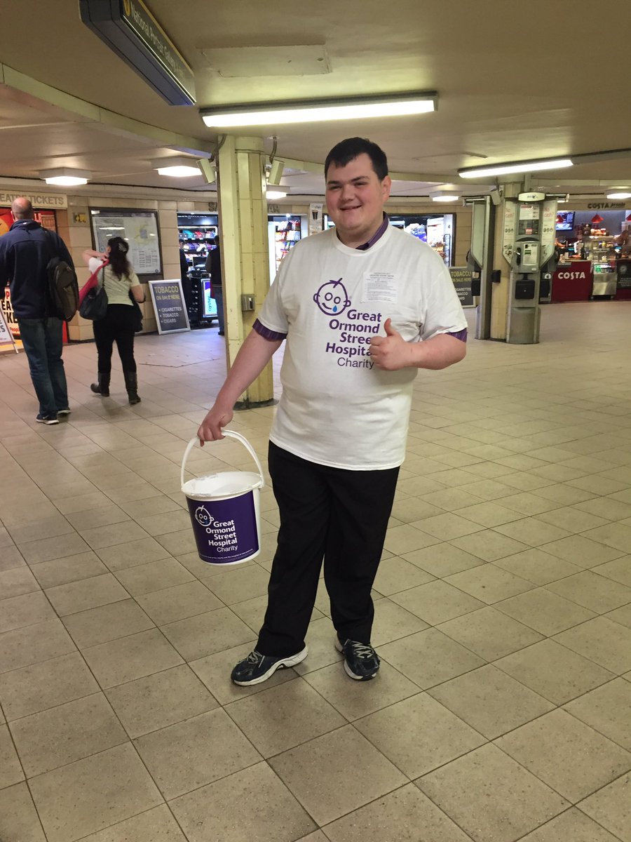 hass490's tweet photo. Leicester Square Station Collection!!! Shout to all of today's volunteers keep it up #GOSH @K1mmy87 @sherwyno https://t.co/bg5oLwMqdn