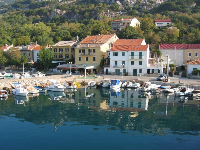 Adria24's tweet photo. Wonderful Baska #Croatia #travel #holiday https://t.co/xYyvBsys3H