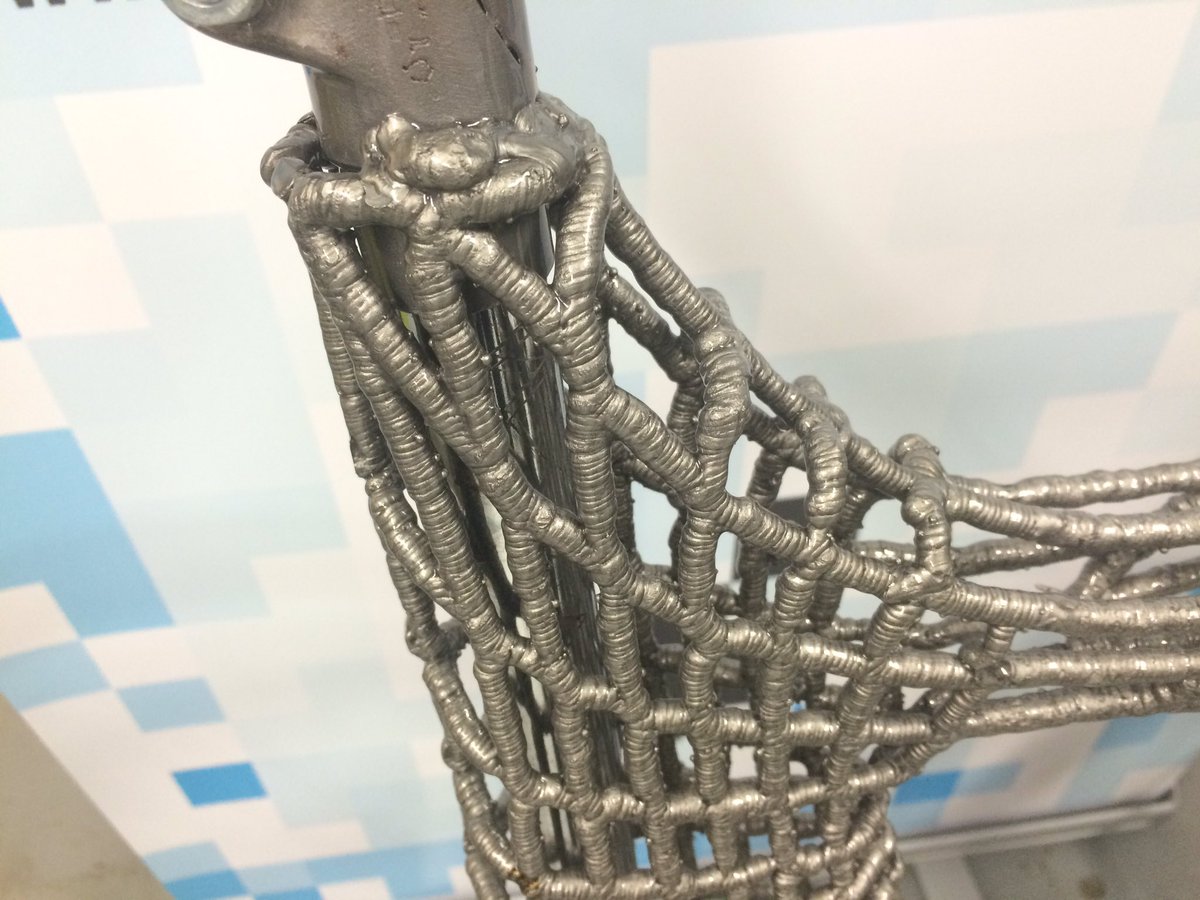 SvtE's tweet image. Supergave 3D-geprinte fiets van @tudelft op #IE2016