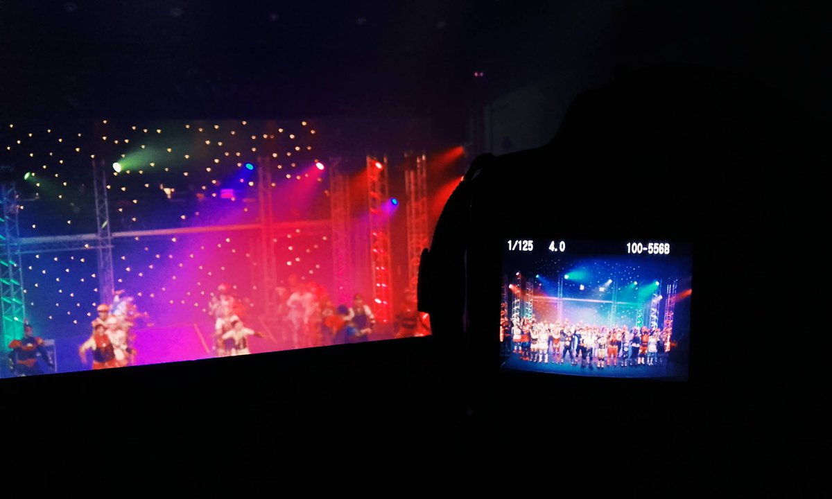 LimeTreeTheatre's tweet photo. Another great shot of @MIDAS_MIC #MIDASXpress by the amazing Emma McNamara https://t.co/HJDvCGw25g