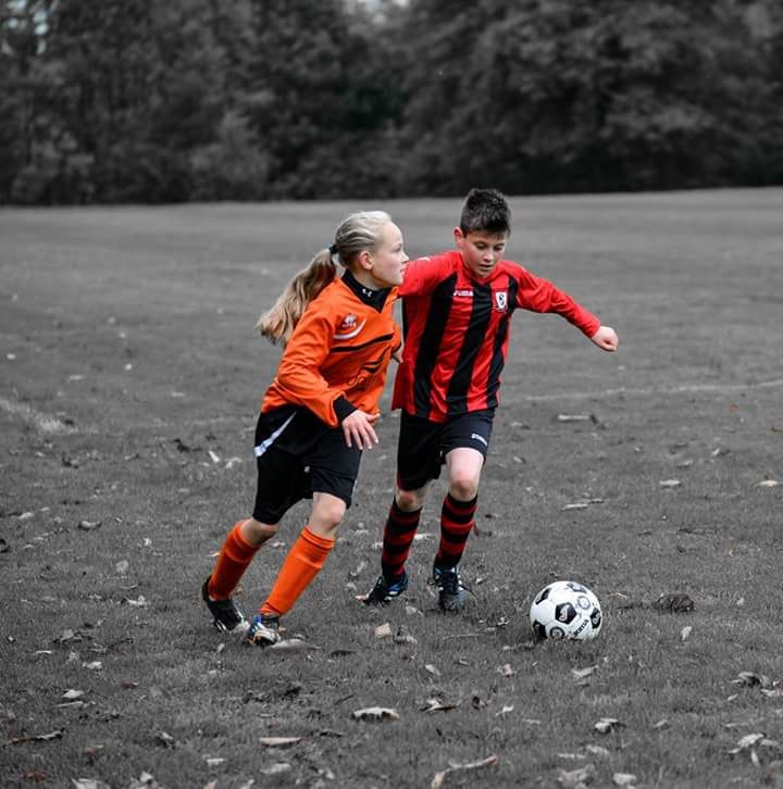 carnmoneyladies's tweet photo. Gr8 feedback @steviesmall1969 at #soccergenius with one of our 2003 stars Abbie #world-leading in her age-group! https://t.co/Xu0WmWs2Xm